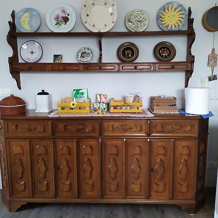 Casa Vacanze I Giardini Di Marzo San Giorgio di Mantova Bagian luar foto