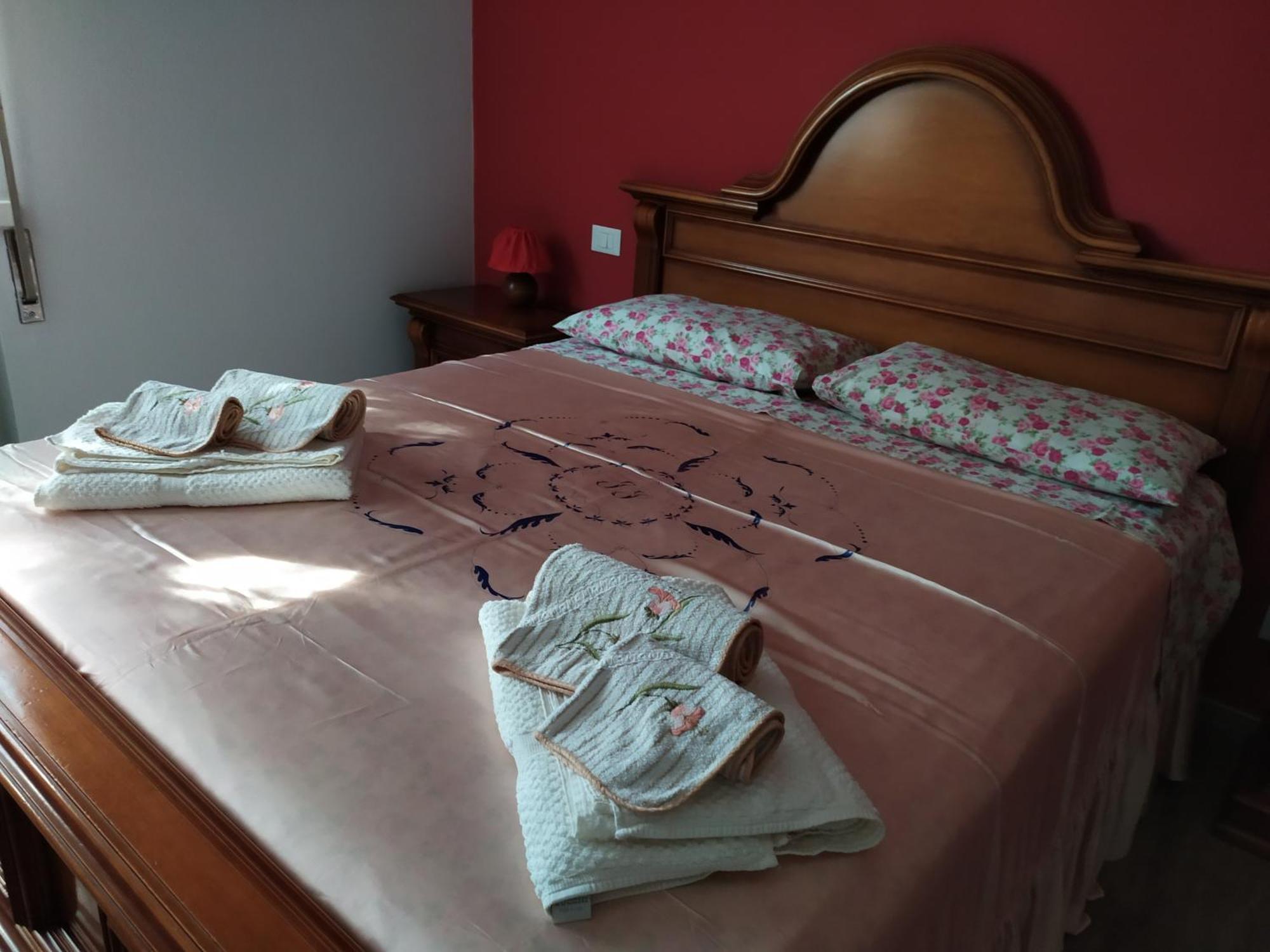 Casa Vacanze I Giardini Di Marzo San Giorgio di Mantova Bagian luar foto